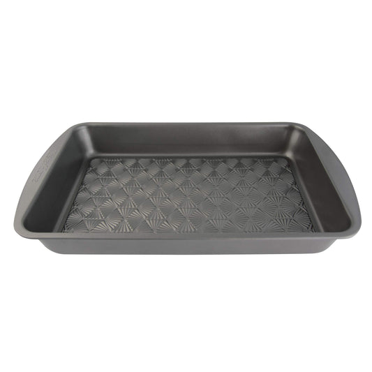 Taste of Home? 13 x 9 inch Non-Stick Metal Baking Pan